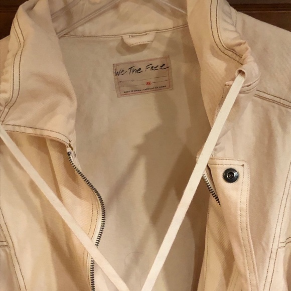 Free people denim jacket. Super pretty!! - Picture 8 of 15